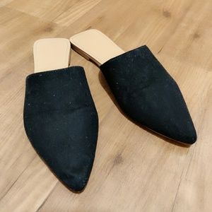 Flat mules